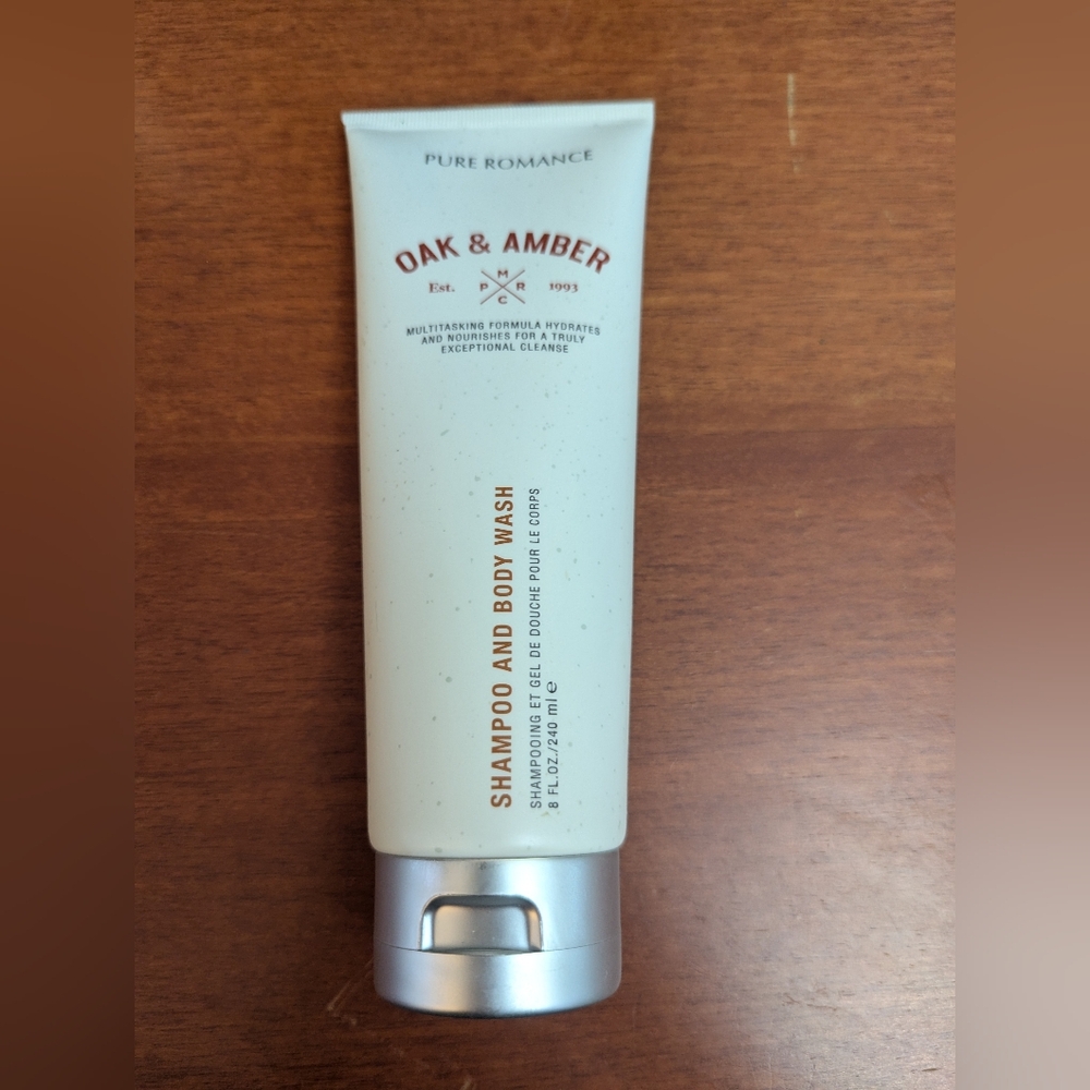 Oak & Amber Shampoo and Body Wash